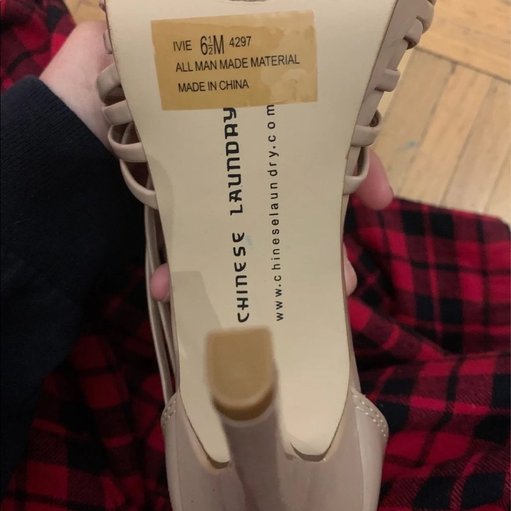 Chinese Laundry Heels - Picture 3 of 4